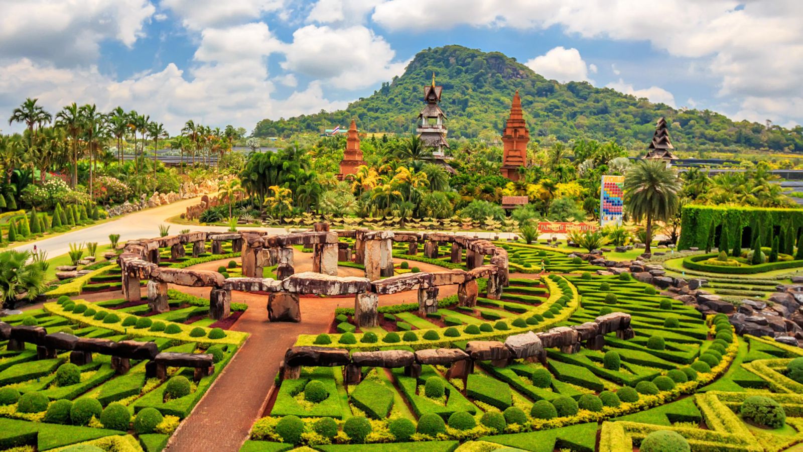 Công viên Nong Nooch - Thiên đường xanh giữa lòng Thái Lan
