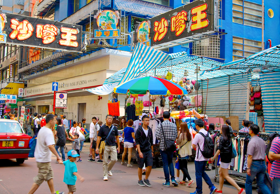 Dạo thăm Chợ Đàn bà Ladies Market – Hồng Kông
