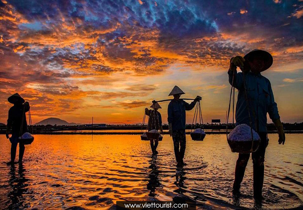 Một buổi chiều tại cánh đồng muối