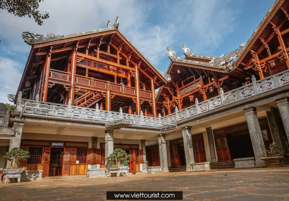 Chùa sắc tứ Khải Đoan