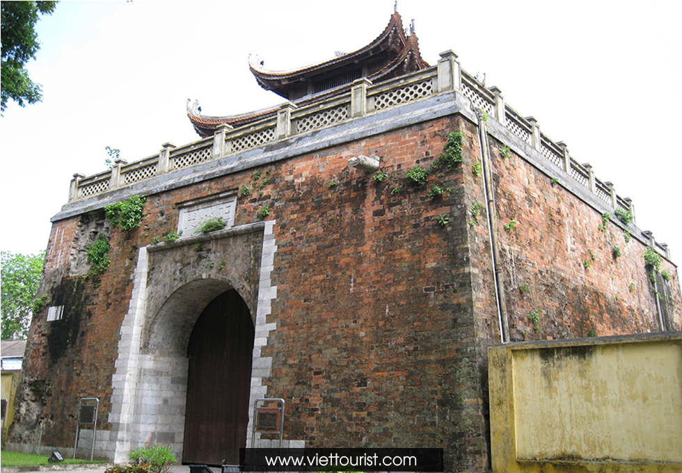 cửa bắc của hoàng thành
